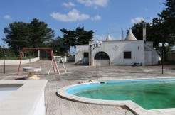 trulli property for sale in puglia with pool