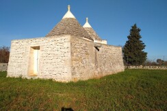 Panoramic trullo for sale in Ceglie Messapica, with plot of land