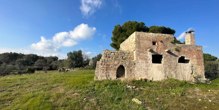 Traditional building for sale, Brindisi, Torre Guaceto