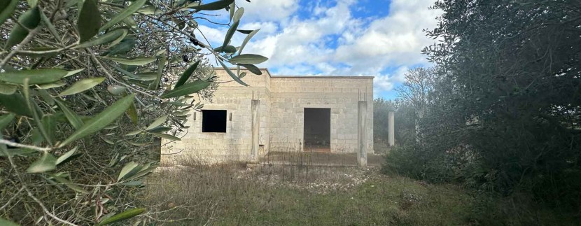 Villa for sale in Ostuni, to be finished