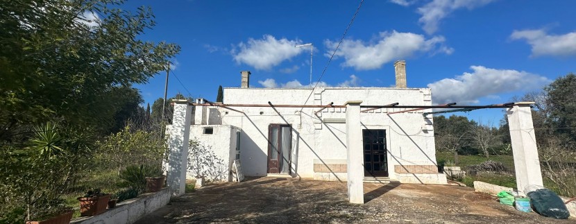 Country house Ceglie Messapica, with vaulted ceilings
